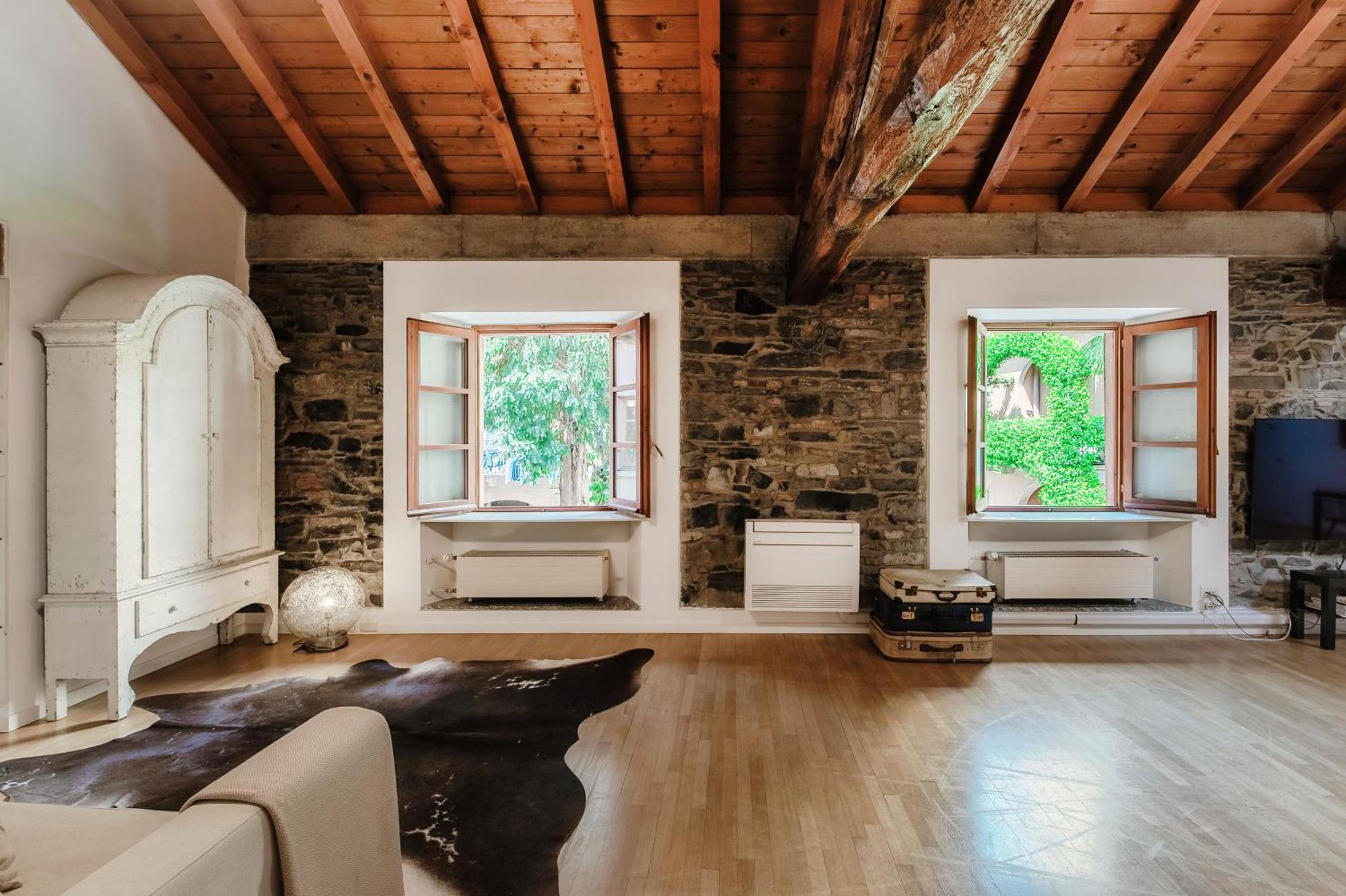 Corte Delle Rondini - Bymyhomeincomo Exterior photo